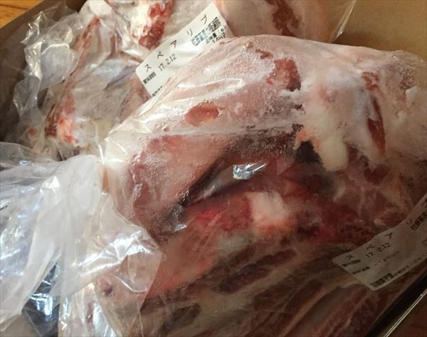 茨城県土浦市　佐藤畜産の極選豚　スペアリブ3kgセット